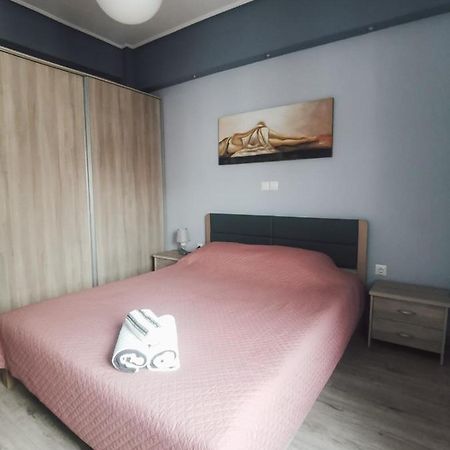 Efrosini'S By The Sea Apartment Chalkida Bagian luar foto