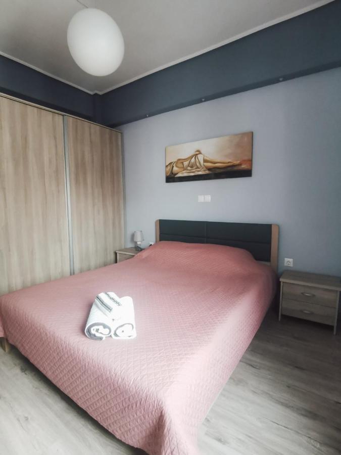 Efrosini'S By The Sea Apartment Chalkida Bagian luar foto